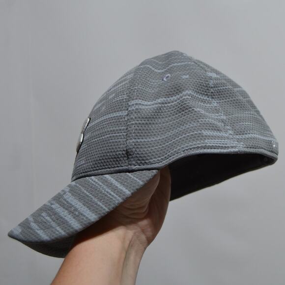 Under Armour Youth Blistering 3.0 Fitted Hat Gray Size XS/S - Picture 4 of 10